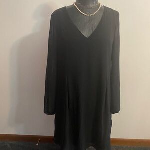 INC International Concepts Black V-Neck front back, sheer sleeves, size M